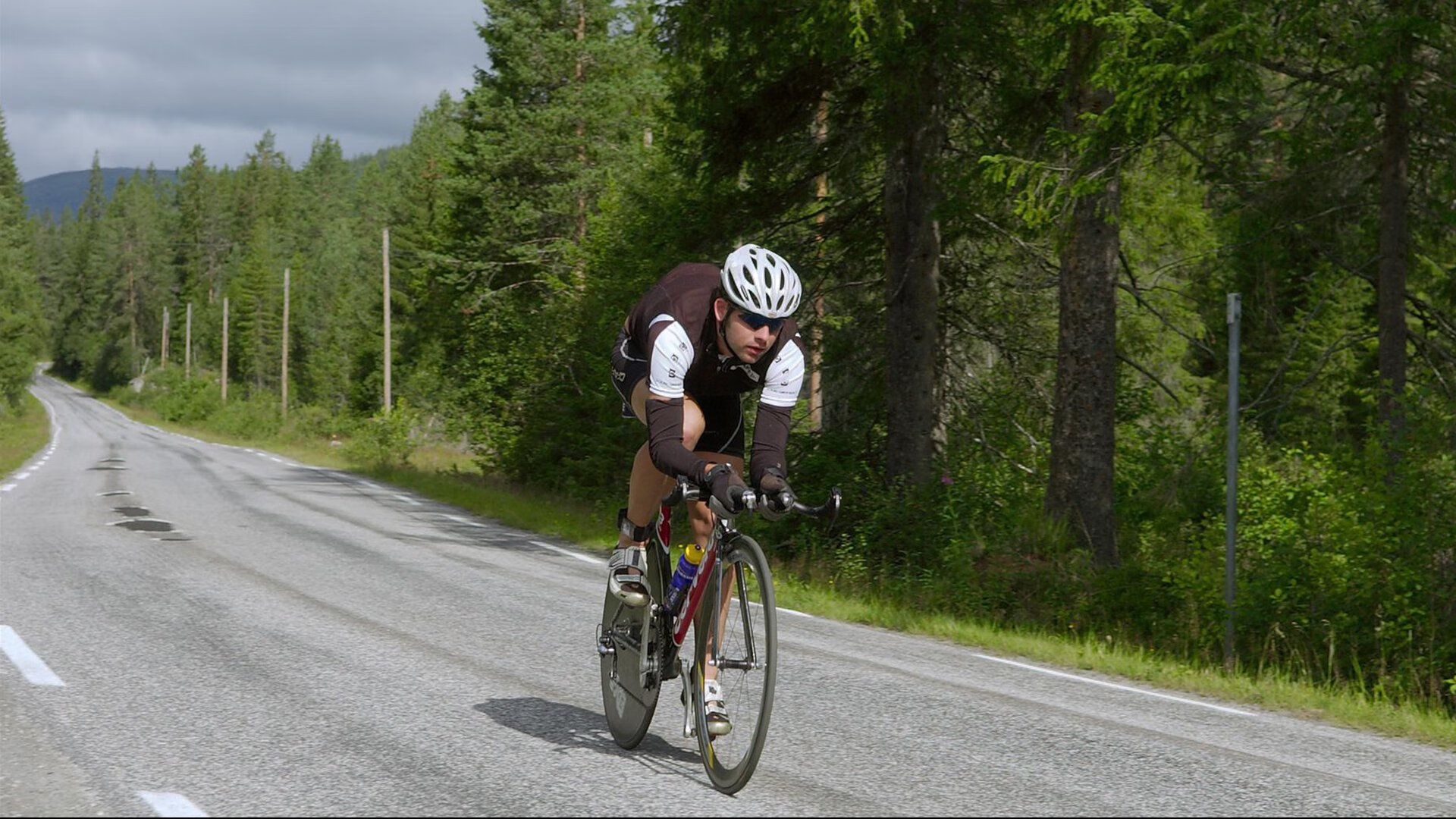 德甲争冠战之夜，贝林厄姆个人能力完全展现
