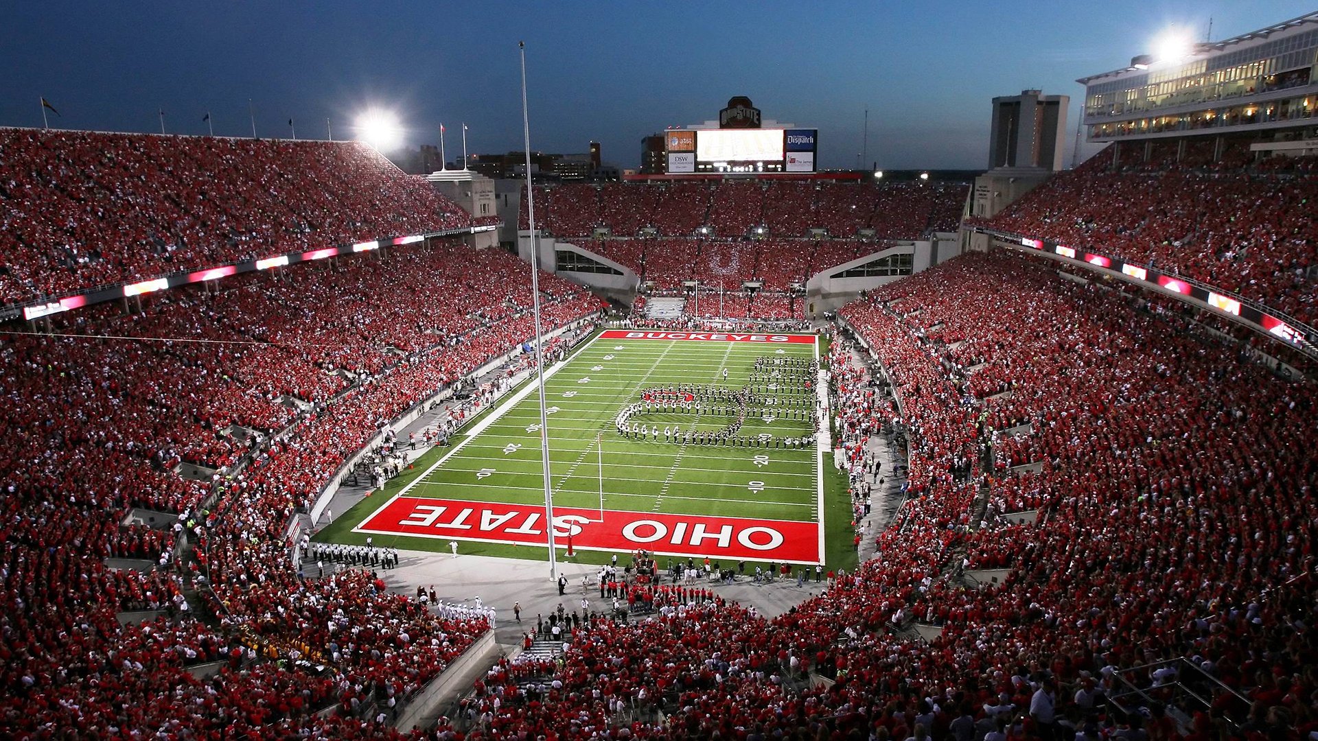 战术碾压与天才闪光，拜仁打穿比利亚雷亚尔，马丁内利关键制胜