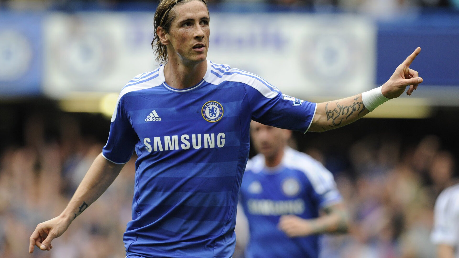 乌拉圭碾压丹麦,卡塞米罗高光表现锁定胜局